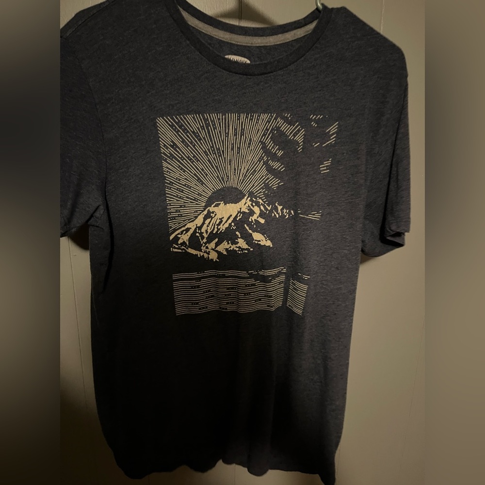 Old navy shirt